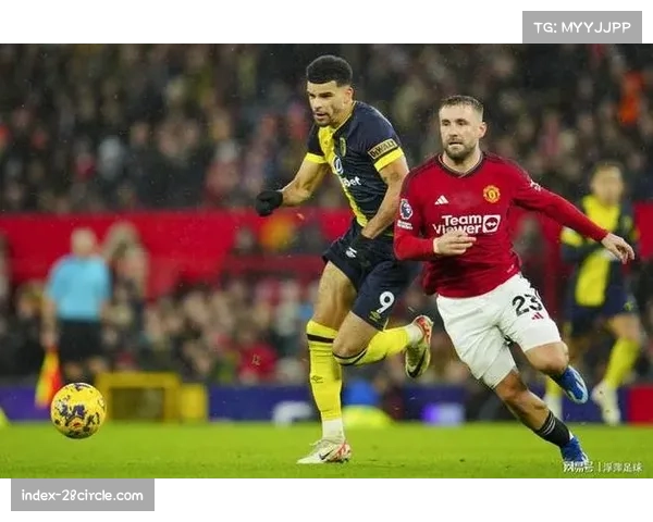 伯恩茅斯客场击败曼联 团队配合高效创造历史